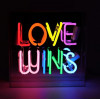 Acryl box neon - love wins