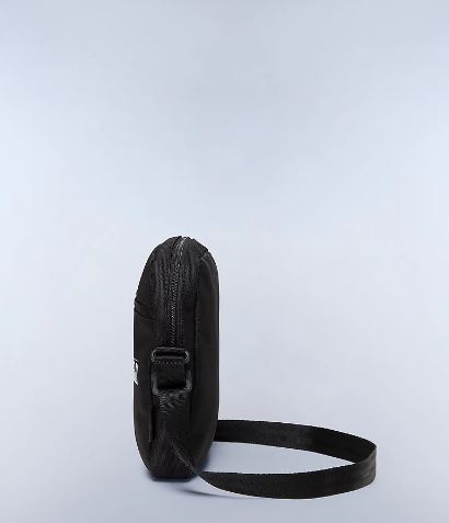 18737237-1.jpg